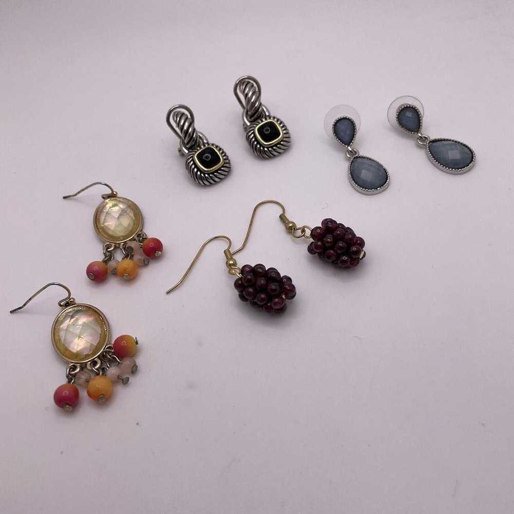Lot Of 4 Costume Earrings Pierced Dangle Drop - Women’s Mix Some Beaded